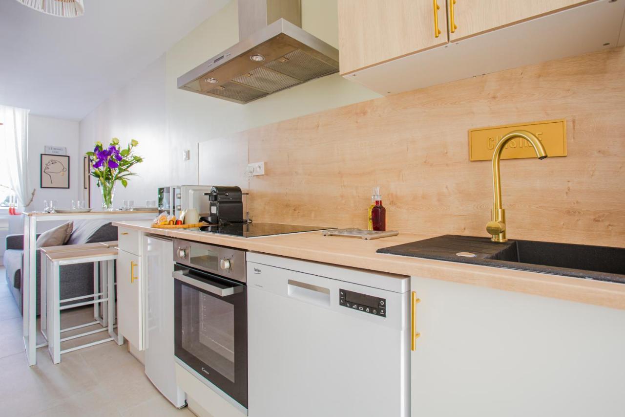 Ideal Pro & Couple - 2 Logements Theme Boho Chic Rdc & Dandy 1Er Etage - Quartier Calme - Jardin - Wifi Hd - Smart Tv - Parking Gratuit - Proche Centre & Transports - Ask Home Valenciennes Exterior photo
