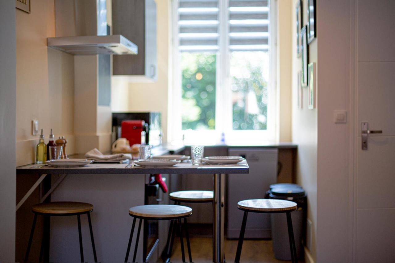 Ideal Pro & Couple - 2 Logements Theme Boho Chic Rdc & Dandy 1Er Etage - Quartier Calme - Jardin - Wifi Hd - Smart Tv - Parking Gratuit - Proche Centre & Transports - Ask Home Valenciennes Exterior photo
