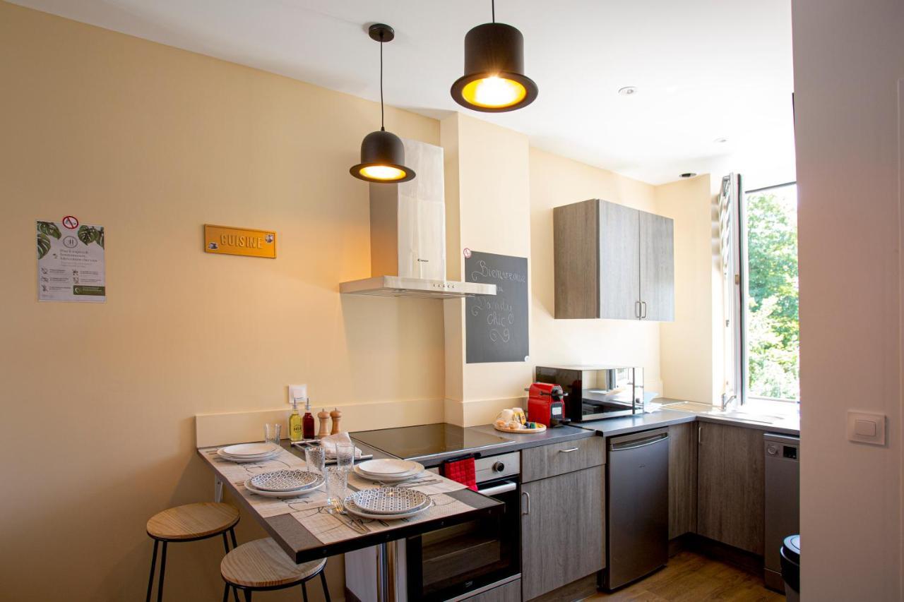 Ideal Pro & Couple - 2 Logements Theme Boho Chic Rdc & Dandy 1Er Etage - Quartier Calme - Jardin - Wifi Hd - Smart Tv - Parking Gratuit - Proche Centre & Transports - Ask Home Valenciennes Exterior photo